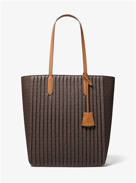 Sinclair Large Pleated Logo Tote Bag 